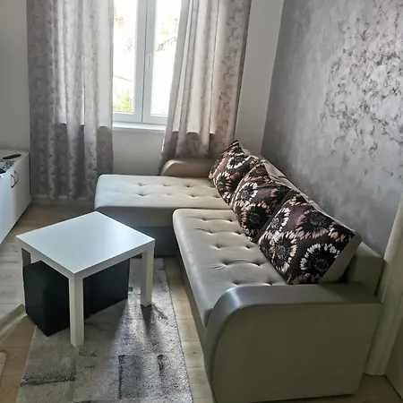 Apartment Stan Na Dan Mn